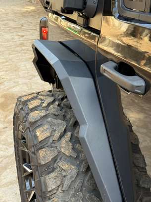 Jeep wrangler Sahara Blackhawk image 13