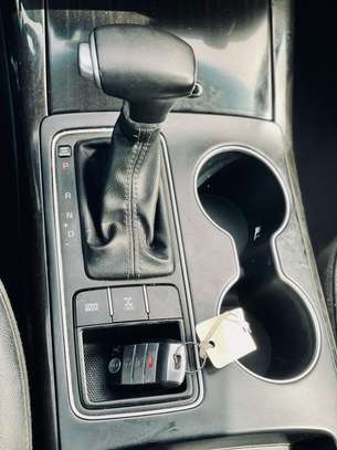 KIA SORENTO image 10
