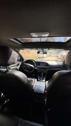 Hyundai Elantra SPORT 2018 image 10