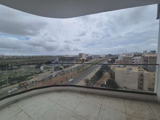 F5 neuf sur la VDN à 10mn Auchan Mermoz image 12