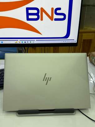 HP Elitebook 840 G7 i7 10th 14 Pouces image 2