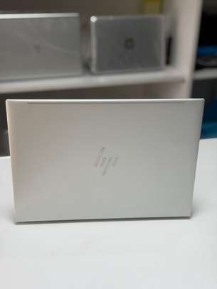 Hp EliteBook 840 9ème génération image 3