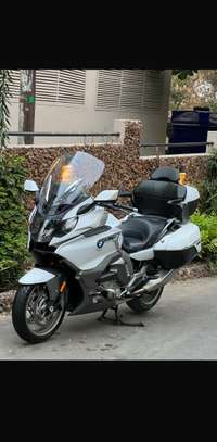 BMW image 4