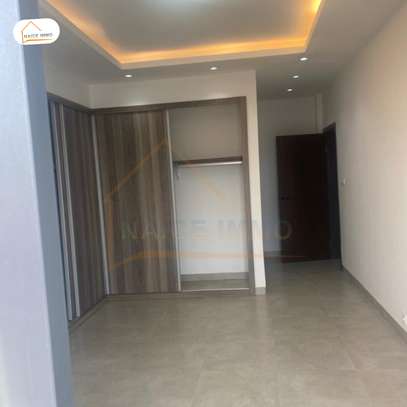 Appartement F4 Haut Standing à Louer – Point E image 1