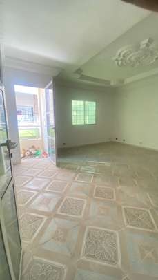 appartement F4 a louer DJILY MBAYE image 1