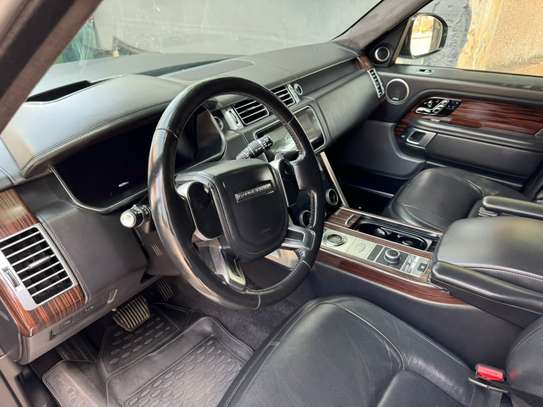 RANGE ROVER AUTOBIOGRAHIE image 12