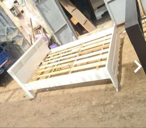 Lit 2 places en bois solide image 3
