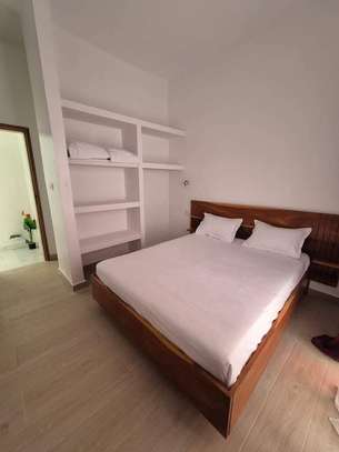À LOUER – MAISON F4 MEUBLÉE À NGOR image 7