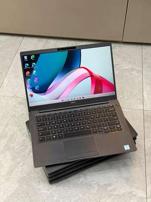 DELL LATITUDE 7400 image 7