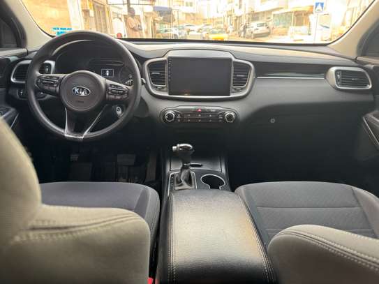 Kia Sorento 2016, LX version 4x4 image 2