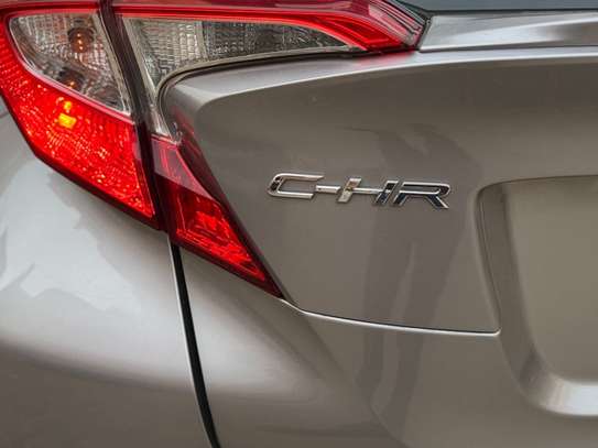 Toyota C-HR 2019 image 7