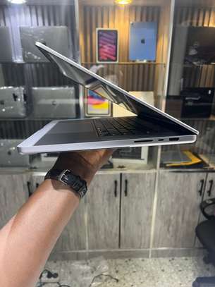 MacBook Pro 16 pouces 2023 M2 Pro image 5