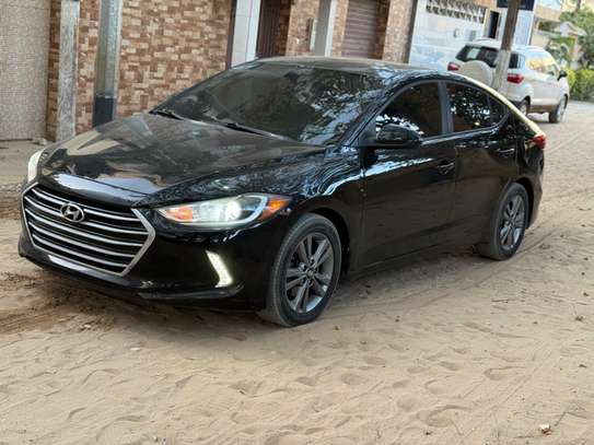 Hyundai Elantra 2017 image 4