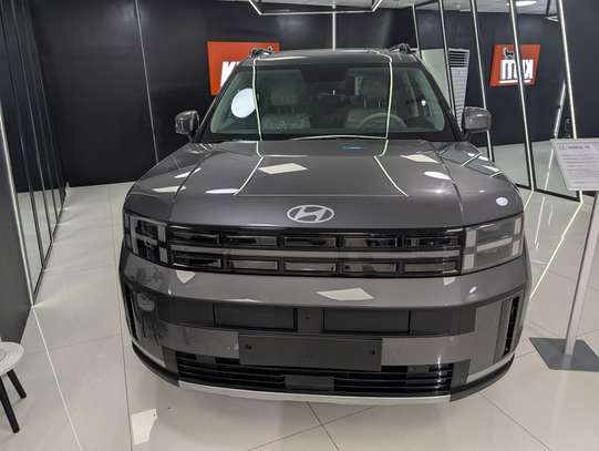 Hyundai santafe 2025 image 4