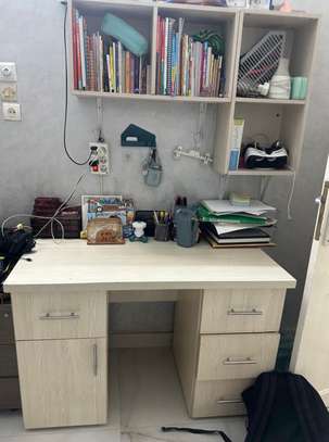 Bureau à vendre prix négociable image 1