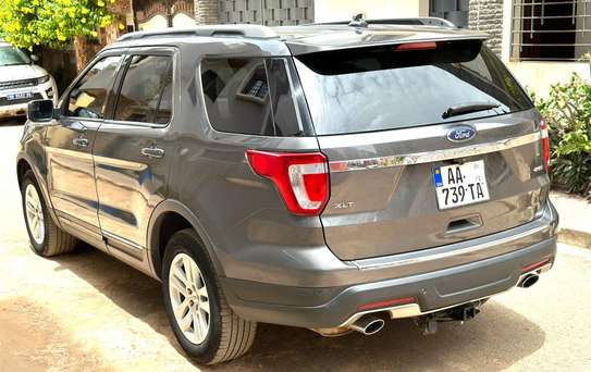 Ford explorer 2018 image 2