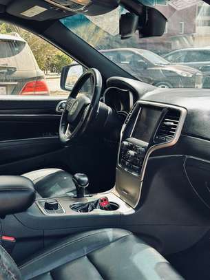 JEEP GRAND CHEROKEE LIMITED image 10