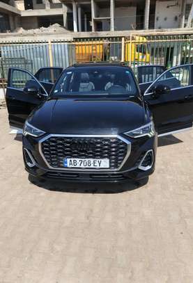 AUDI Q3 S-line 2023 image 2
