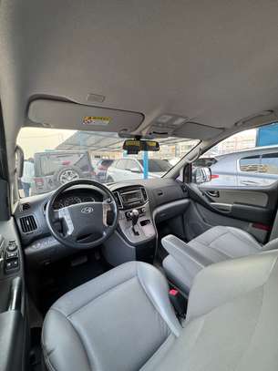 Hyundai Starex 15 places 2017 image 12