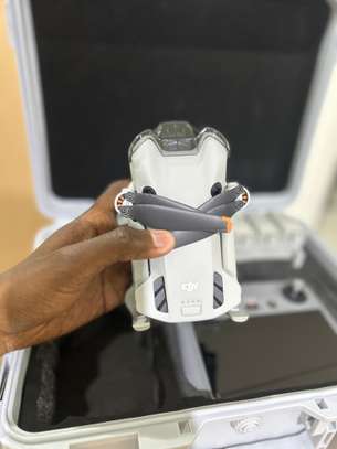Drone DJI Mini 4 Pro - Fly More Combo image 5