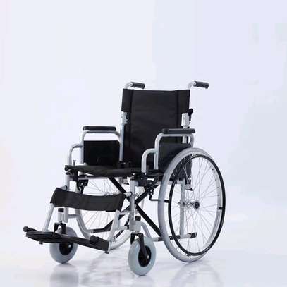 Fauteuil roulant manuel Haut de gamme image 2