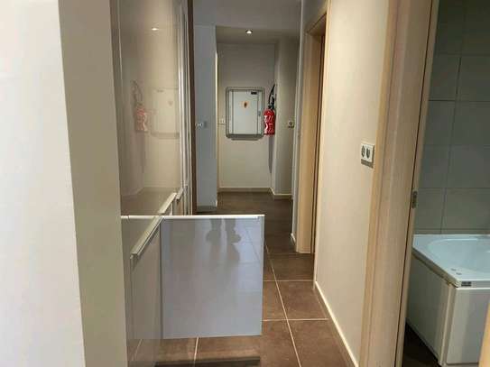 Bel appartement  type F4 à Fann Residence image 8