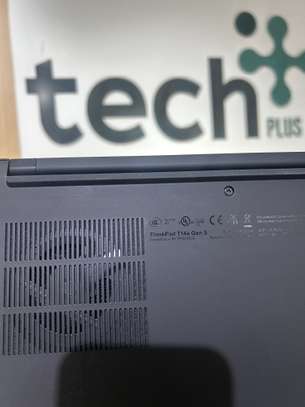 Lenovo ThinkPad T14S Gen 5 - Ultra 7 | 32GB RAM | 1 Téra image 7