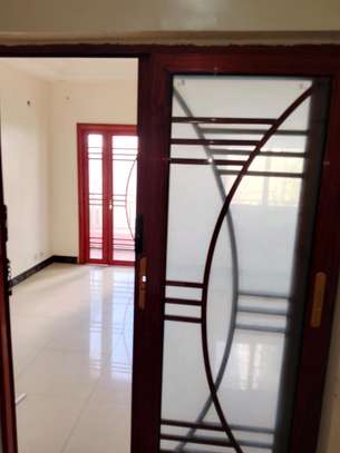 Luxueux appartement F4 à louer à la cité Biagui Yoff virage image 1