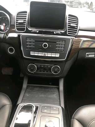 Mercedes GLE 350 4 matic image 2