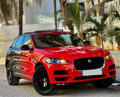 JAGUAR F-PACE 20D AWD - SUV LUXE & SPORTIF Année 2017 image 2