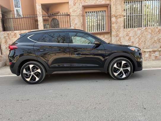 Tucson image 3