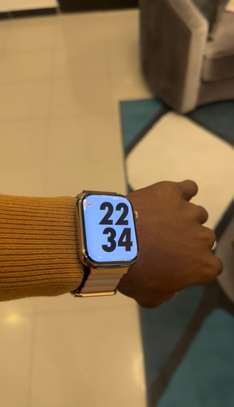 Apple Watch série 8 saphir cristal image 1