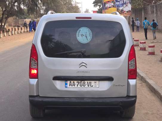 CITROËN BERLINGO ESSENCE image 10
