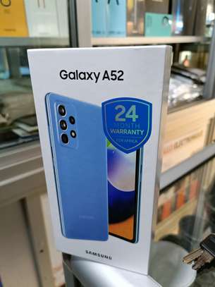 Samsung Galaxy A52 image 1