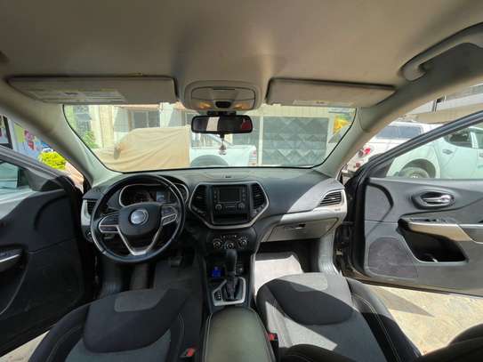 Jeep Cherokee Limited edition image 5