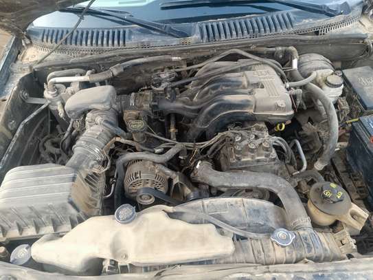 Ford explorer image 4