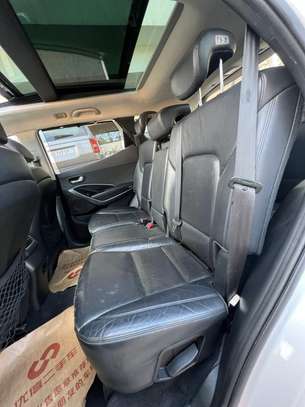 Hyundai Santafe 2017 image 15