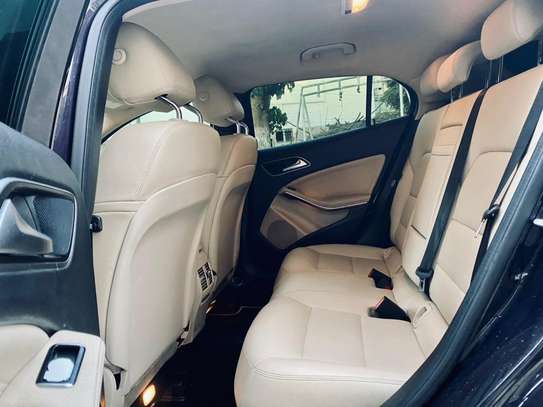 Mercedes GLA 250 année 2015 image 10