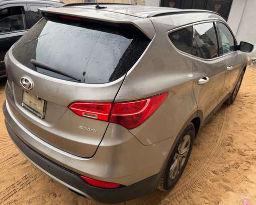Hyundai Santafe 2016 image 7