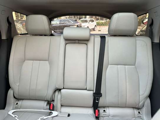 RANGE ROVER DICOVERY-2016 image 12