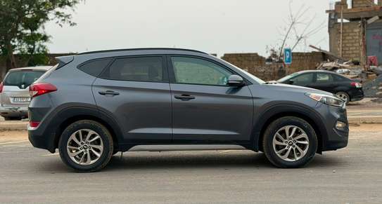 HYUNDAI TUCSON 2017 image 2