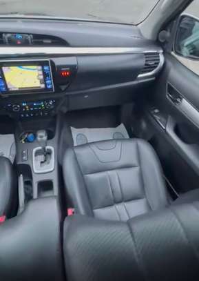 Toyota Hilux 2017 Automatique Diesel image 7