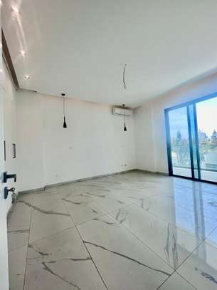 Appartement F5 à louer au Point E image 3