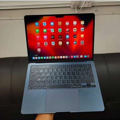 MacBook Air M2 (2022) 13.6 inch 2Terra /Ram 24GB image 2