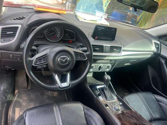Mazda 3 année  2017 image 5