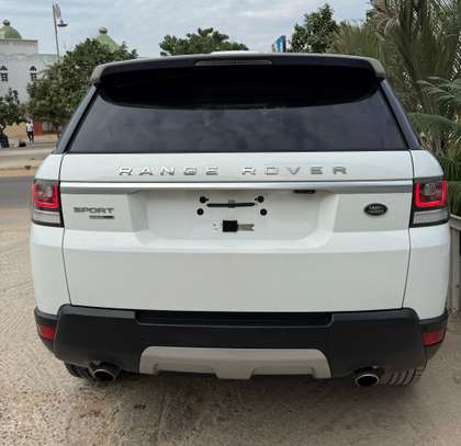 Range Rover Sport HSE image 4