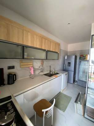 APPARTEMENT MEUBLÉ F3 A LOUER AU POINT E (Piscine Olympique) image 4