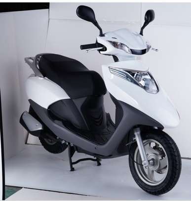 Motos de haute qualité 0km /125cc/150cc image 3