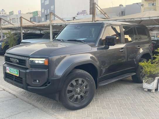 Toyota Prado automatique Diesel annee 2025 image 15