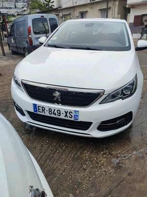 Peugeot 308  2018 image 1